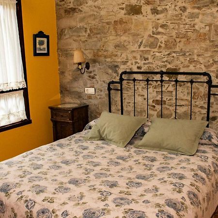 Apartamentos El Cueto Oviñana エクステリア 写真