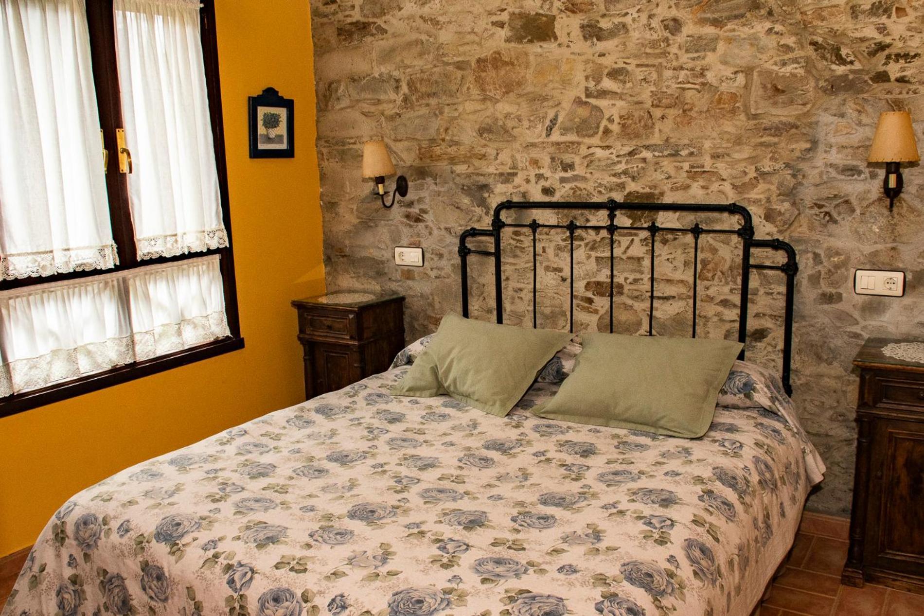 Apartamentos El Cueto Oviñana エクステリア 写真