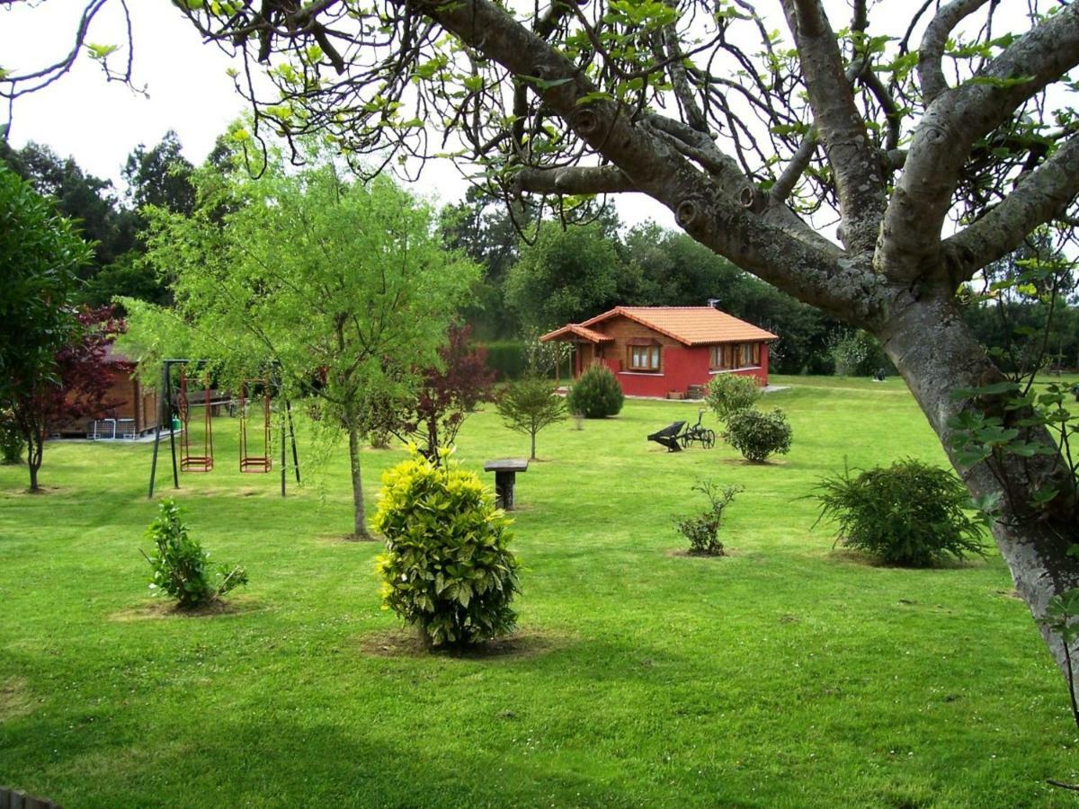 Apartamentos El Cueto Oviñana エクステリア 写真