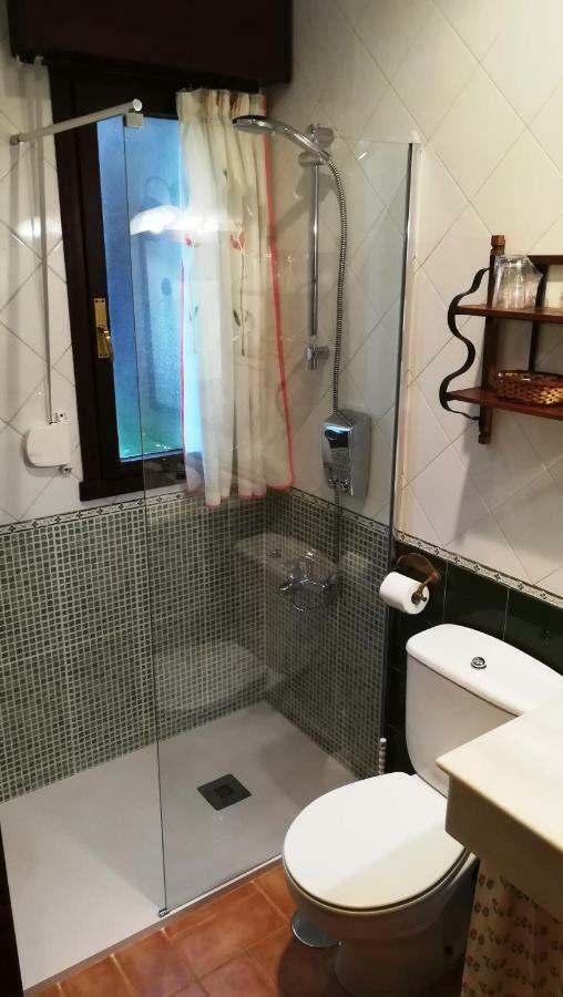 Apartamentos El Cueto Oviñana エクステリア 写真